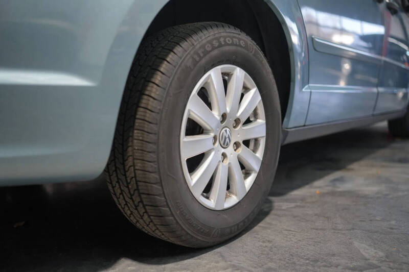 2009 Volkswagen Routan