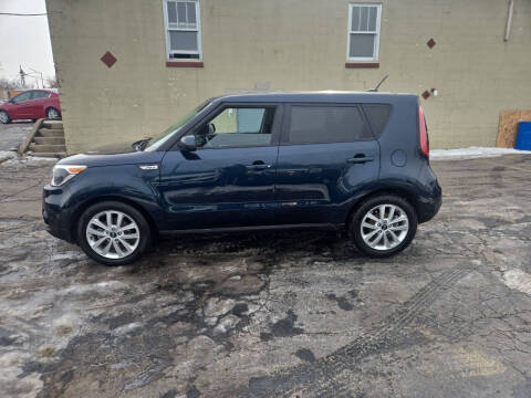 2019 Kia Soul +