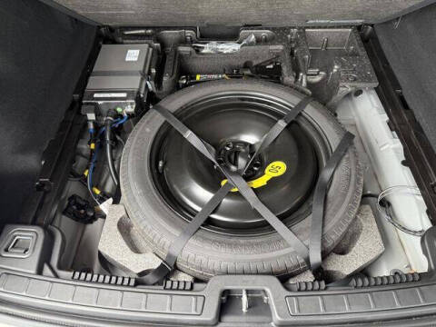 2024 Volvo XC60 B5 Core Dark Theme