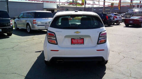 2017 Chevrolet Sonic LT Auto