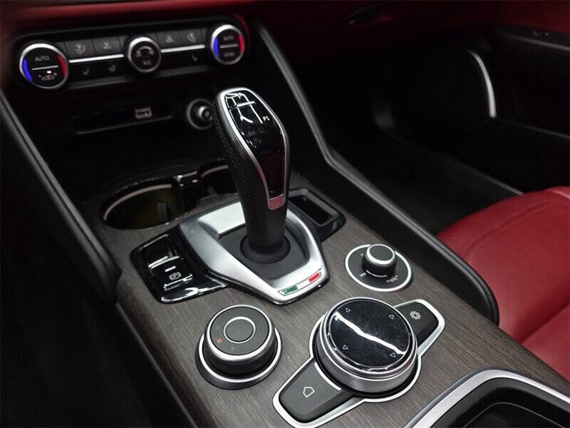 2021 Alfa Romeo Giulia Ti