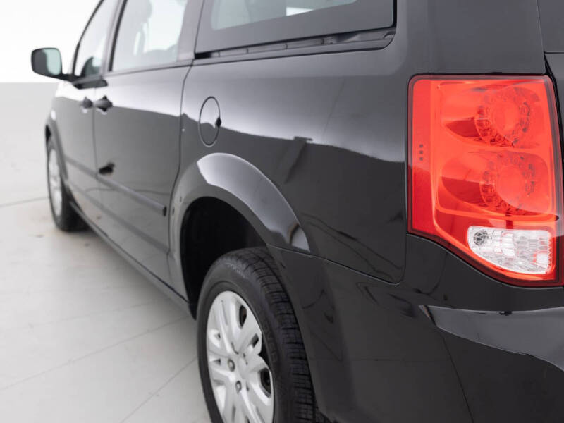 2016 Dodge Grand Caravan American Value Package