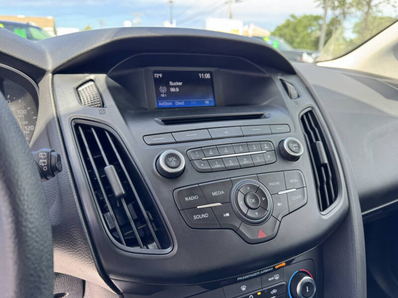 2016 Ford Focus SE