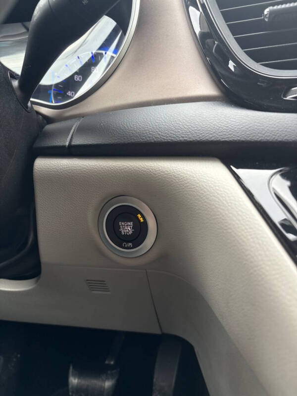 2017 Chrysler Pacifica LX