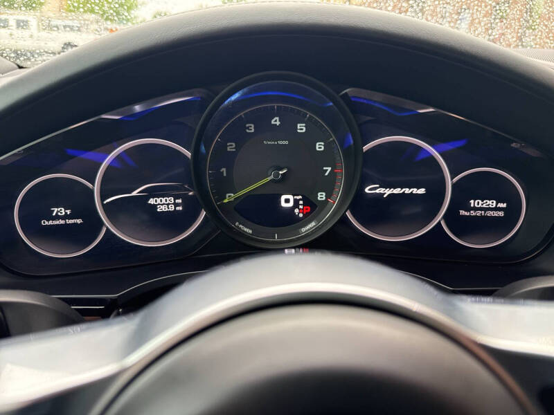 2020 Porsche Cayenne E-Hybrid