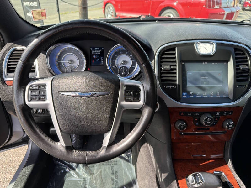 2013 Chrysler 300