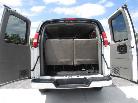 2017 Chevrolet Express LT 3500