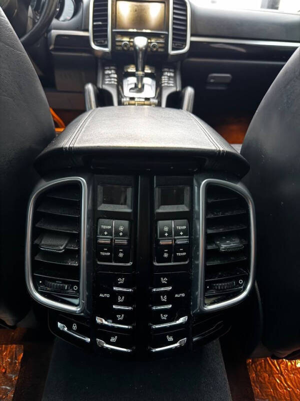 2013 Porsche Cayenne Turbo