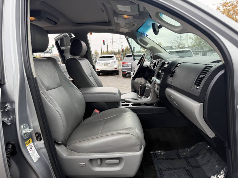 2012 Toyota Sequoia Platinum
