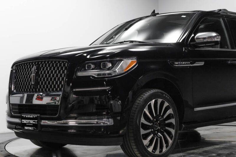 2022 Lincoln Navigator Black Label