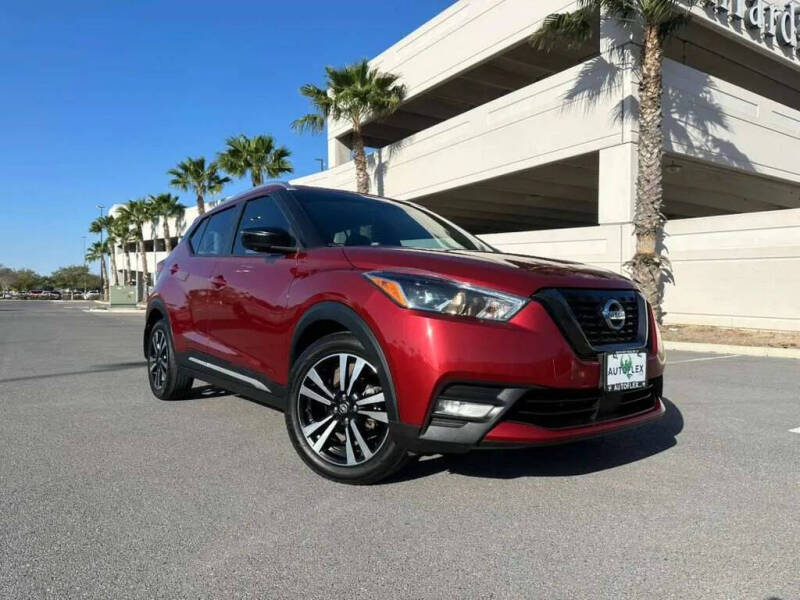 2020 Nissan Kicks SR