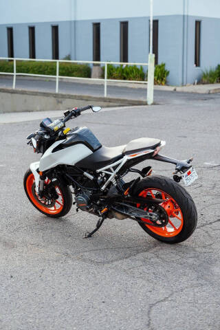 2021 KTM 200 Duke