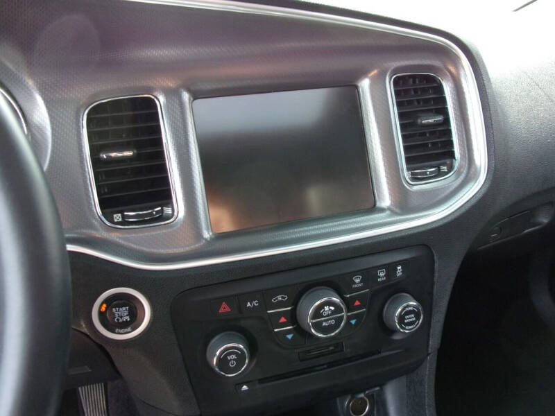 2012 Dodge Charger SXT