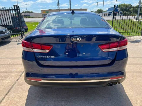 2017 Kia Optima LX