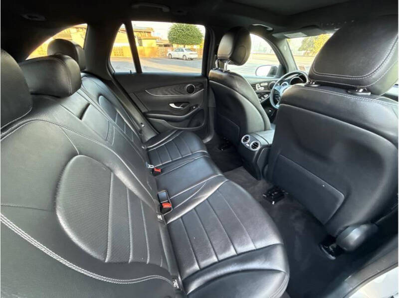 2017 Mercedes-Benz GLC GLC 300