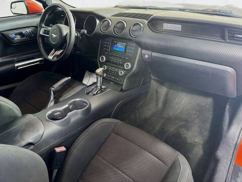 2015 Ford Mustang V6