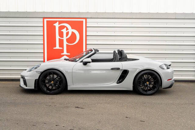 2022 Porsche 718 Boxster 44