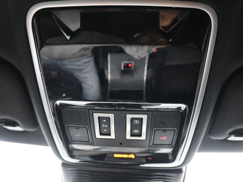 2024 Land Rover Range Rover Velar P250 Dynamic SE