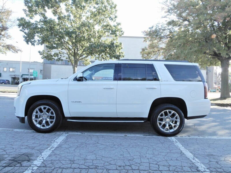 Used 2018 GMC Yukon SLE with VIN 1GKS2AKC9JR377962 for sale in Rockville Centre, NY