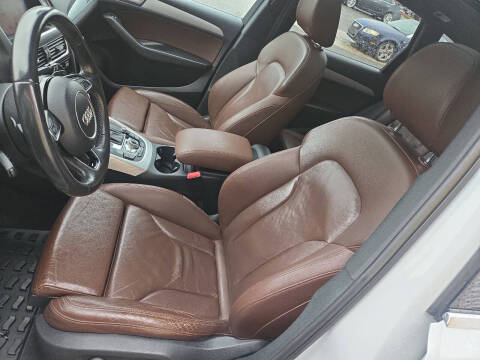 2017 Audi Q5 2.0T quattro Premium Plus