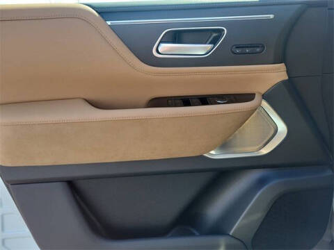 2025 Infiniti QX80 Sensory