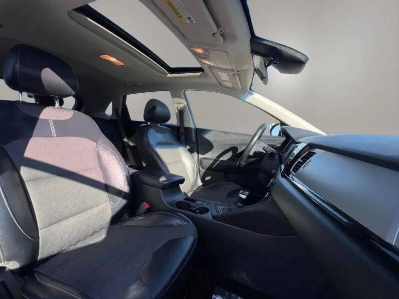2017 Kia Niro EX