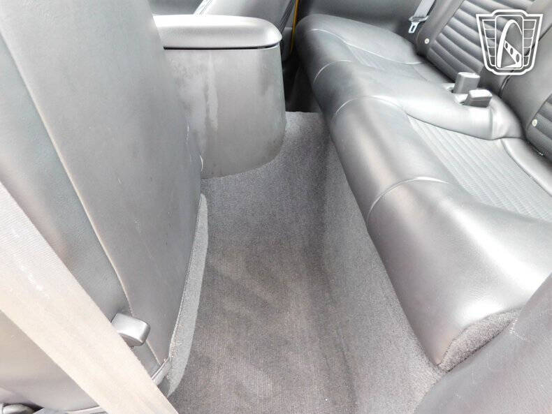 2004 Ford Mustang Mach 1 Premium