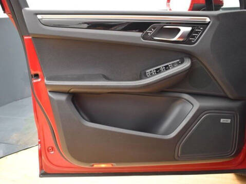 2018 Porsche Macan S