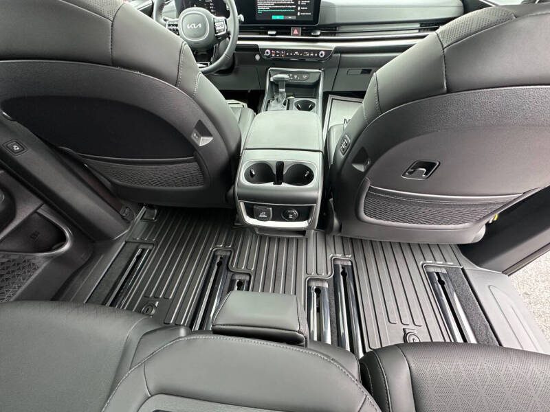 2026 Kia Carnival SX