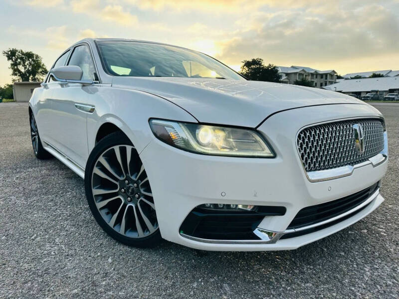 2018 Lincoln Continental Select