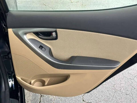 2012 Hyundai Elantra