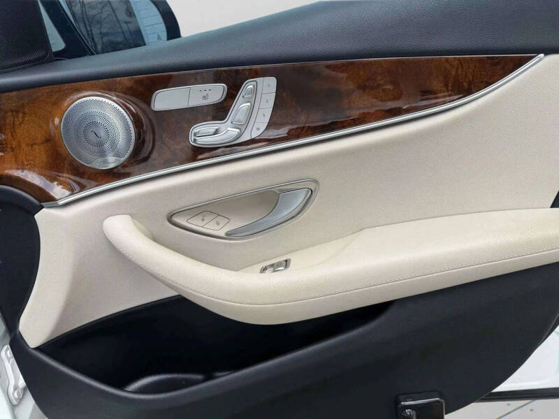 2017 Mercedes-Benz E-Class E 300 4MATIC