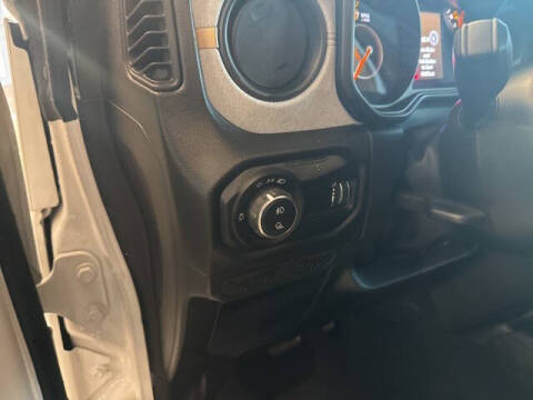 2024 Jeep Gladiator NightHawk