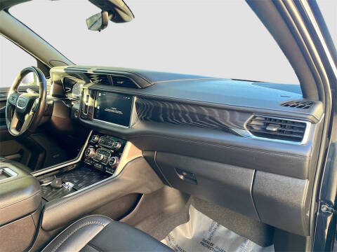 2022 GMC Yukon XL Denali