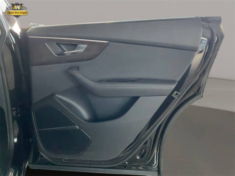 2023 Audi Q8 quattro Prestige 55 TFSI