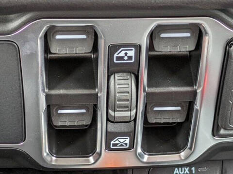 2025 Jeep Gladiator High Tide