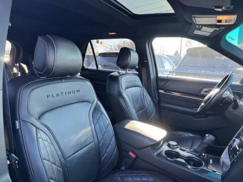 2017 Ford Explorer Platinum