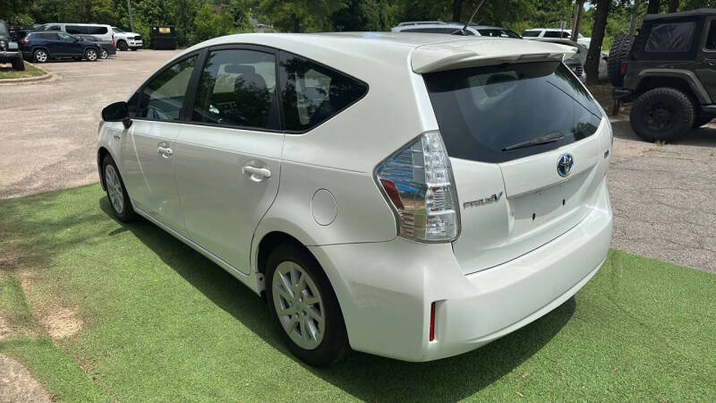 2012 Toyota Prius v