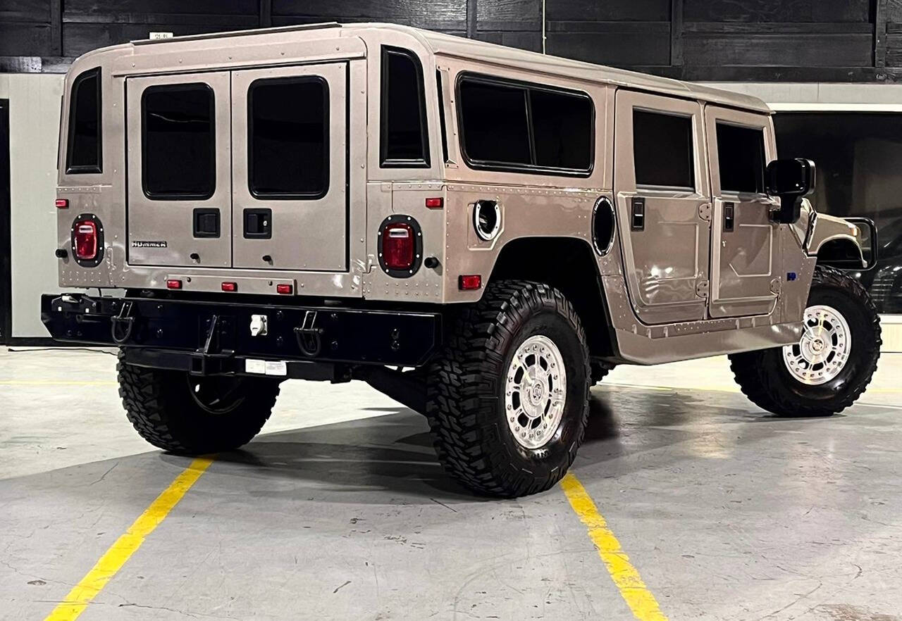 2003 HUMMER H1 for sale at Carnival Car Company in Victoria, TX