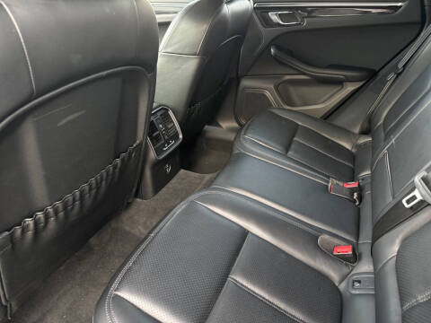 2024 Porsche Macan