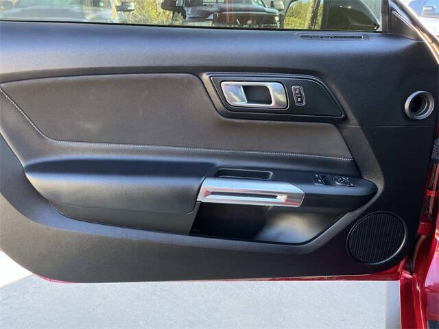 2021 Ford Mustang EcoBoost