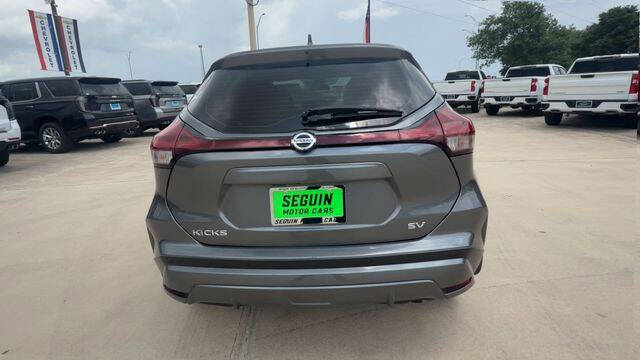2021 Nissan Kicks SV