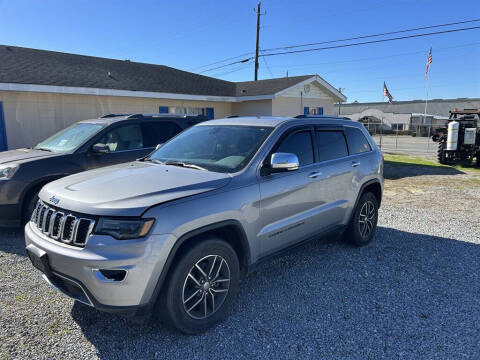 2018 Jeep Grand Cherokee for sale at VANN'S AUTO MART in Jesup GA