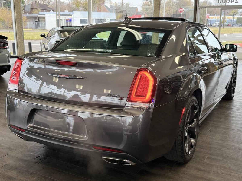 2022 Chrysler 300 S V6