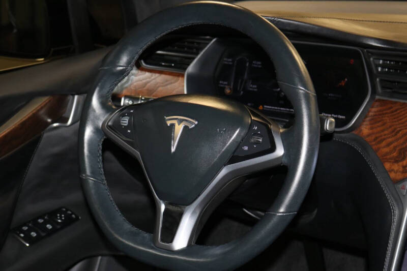 2020 Tesla Model X Long Range