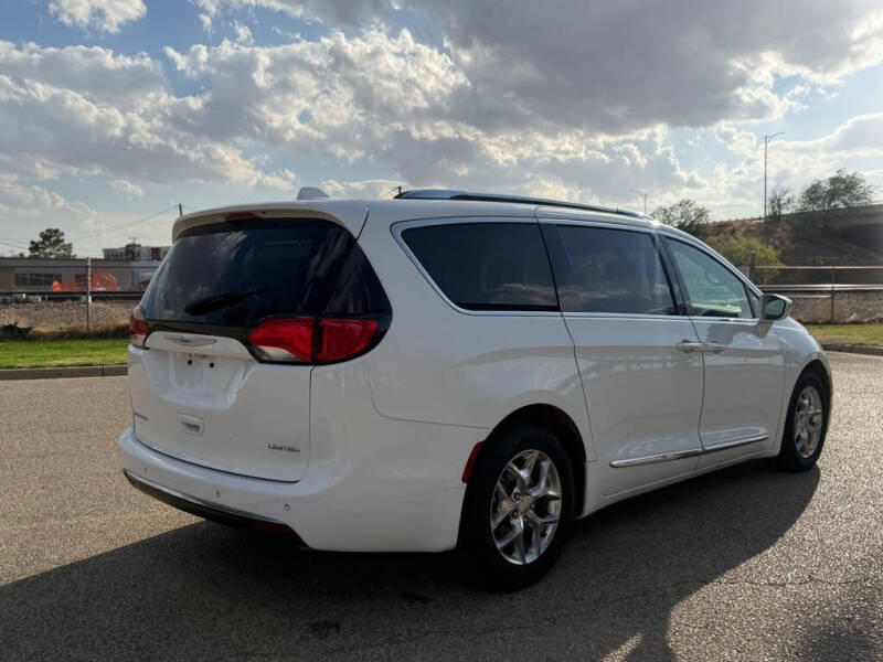 2018 Chrysler Pacifica Limited