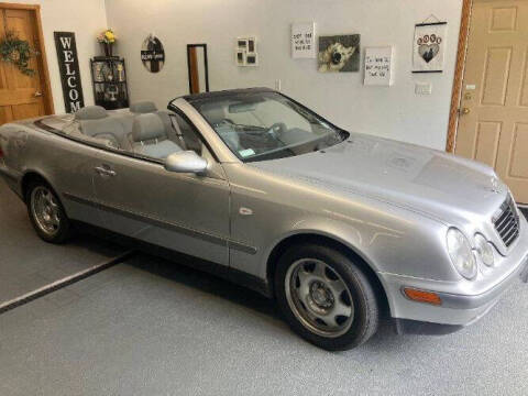 1999 Mercedes-Benz CLK320