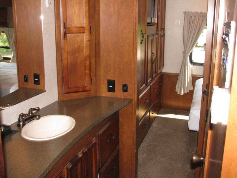 2013 Ford Motorhome Chassis