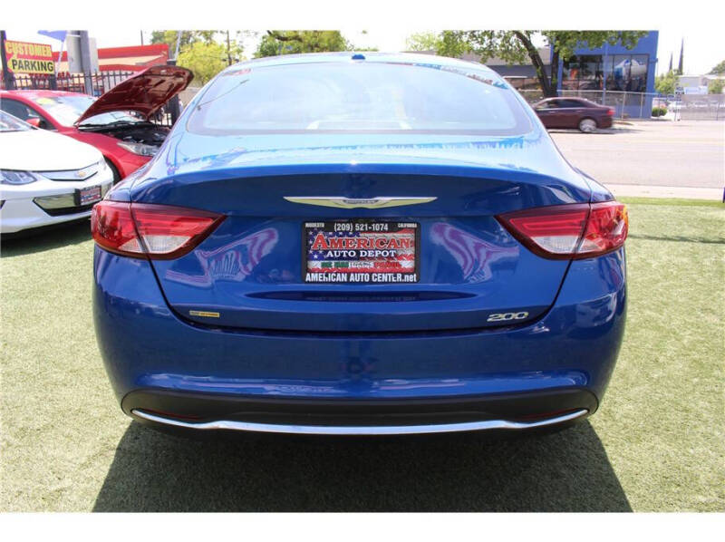 2015 Chrysler 200 Limited