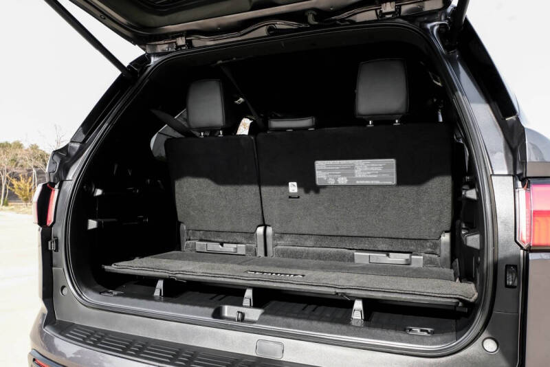 2023 Toyota Sequoia Platinum